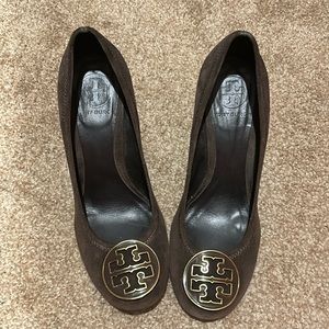 EUC Tory Burch suede wedges